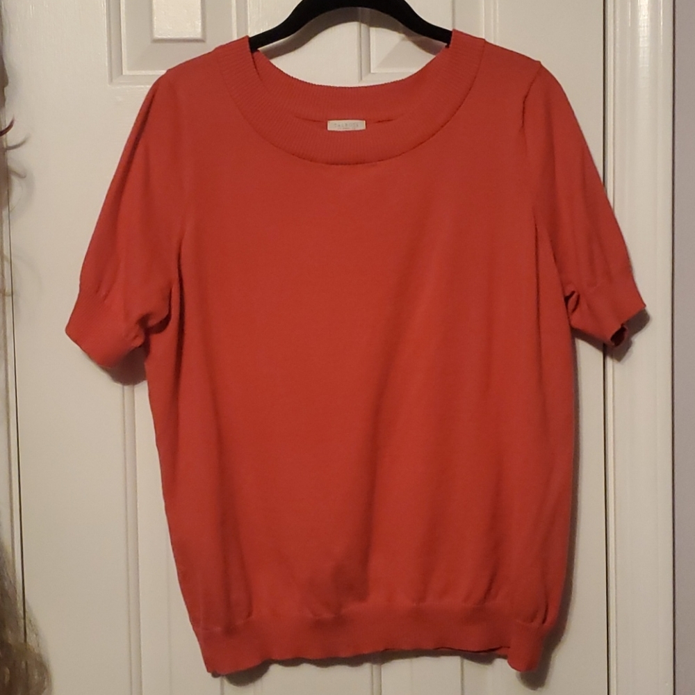Salmon Short sleeved light weight sweater